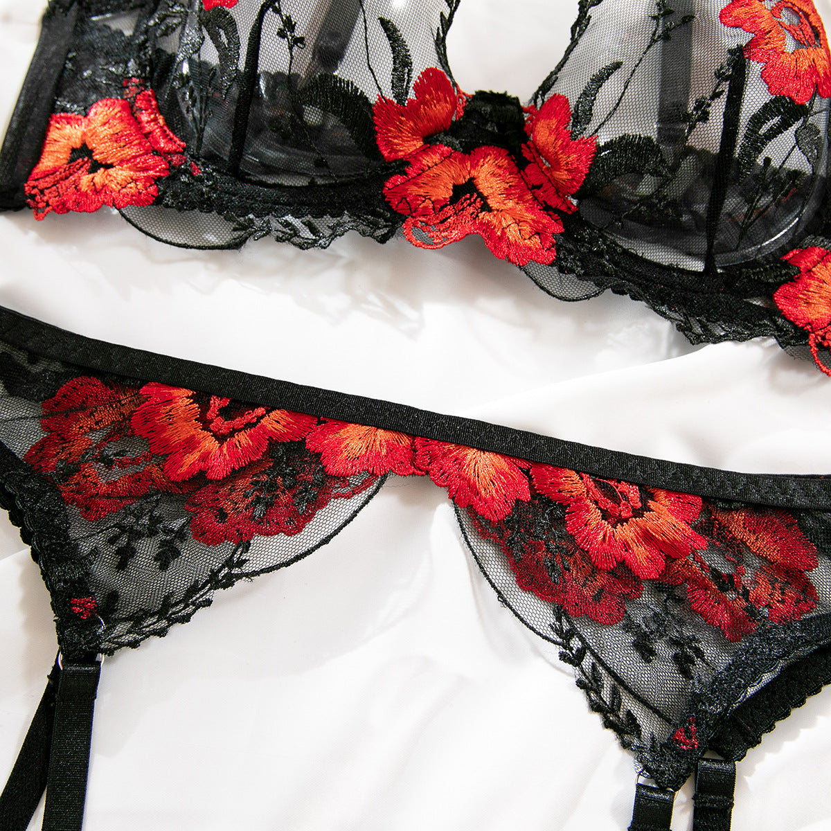 Completo Lingerie Fleur d’Amour – Edizione Scarlatta ADEA