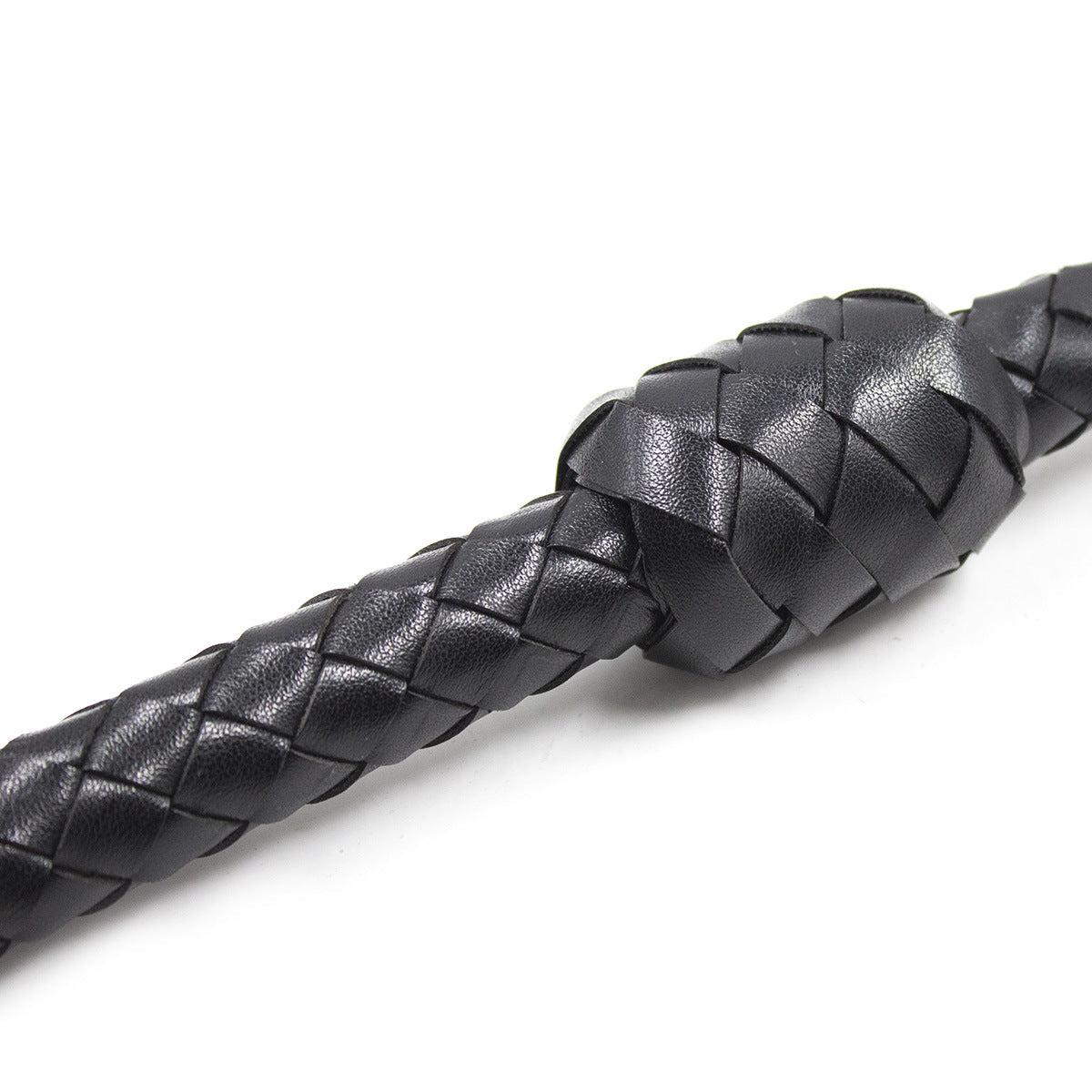 Braided Leather Whip – Elegance and Control at Your Service
