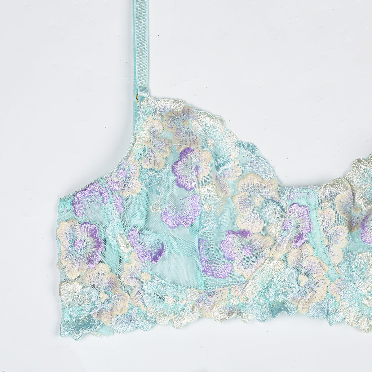 Completo Lingerie con Ricami Floreali Azzurri e Gonna a Balze ADEA