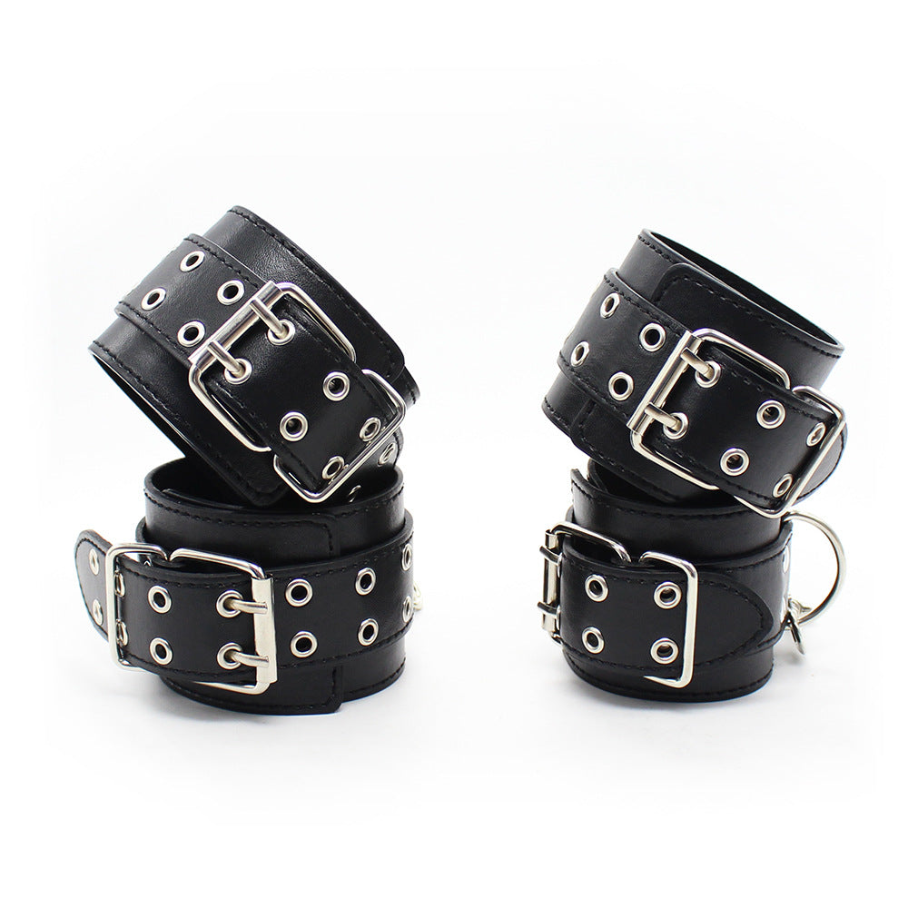 Leather bondage set with rivets