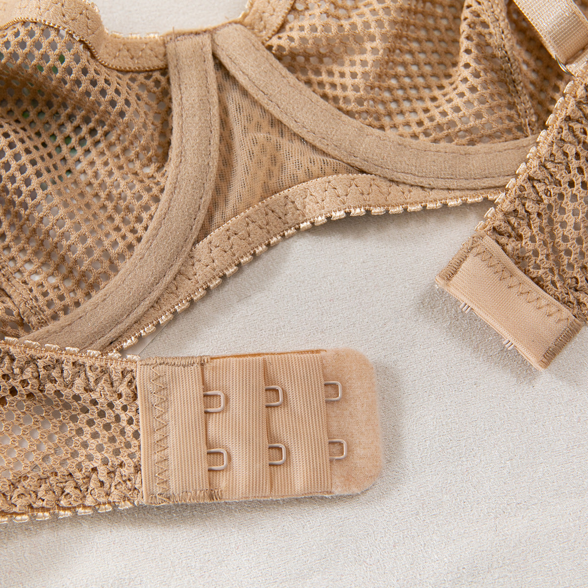 Velo di Sussurri Lingerie Set ADEA